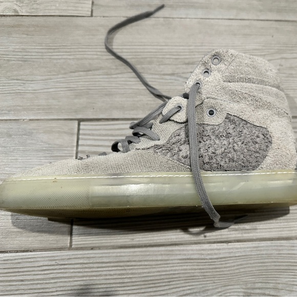 Balenciaga Men's Cream and Grey Trainers - Picture 2 of 5